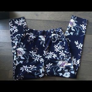 *3 for $25* NWOT Shein Navy Flower Print Casual Pants Sz. L